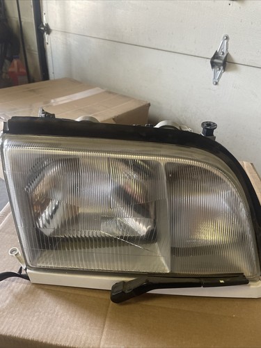 Passenger Headlight Fits 92-95 MERCEDES S600 399851