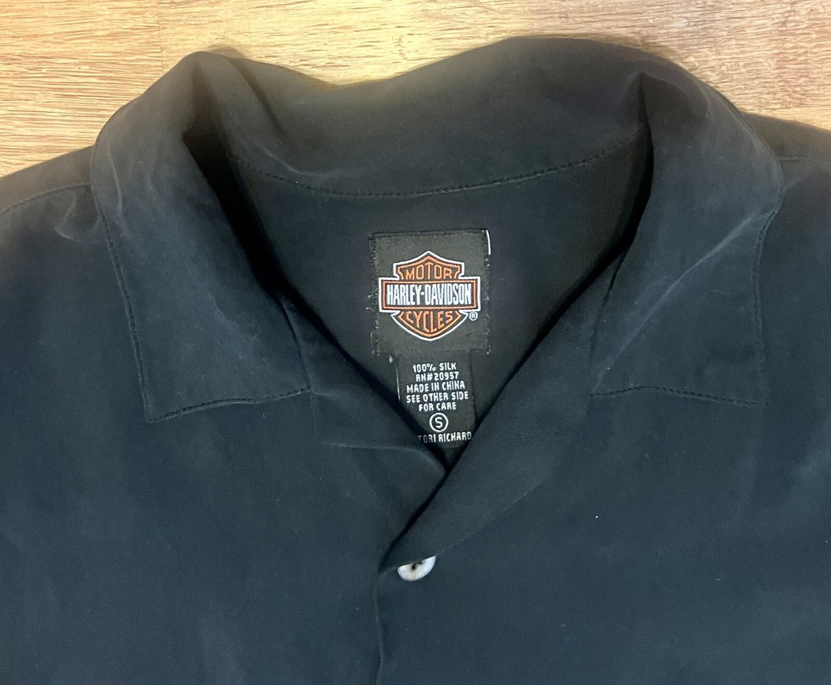 Vintage HARLEY DAVIDSON 100% Silk Dragon Shirt Size SM by Vintage HARLEY DAVIDSON 100% Silk Dragon Shirt Size SM by