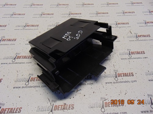 Mercedes-Benz E-Klasse W211 Steuergerät ECU Halterung 2005 Gebraucht