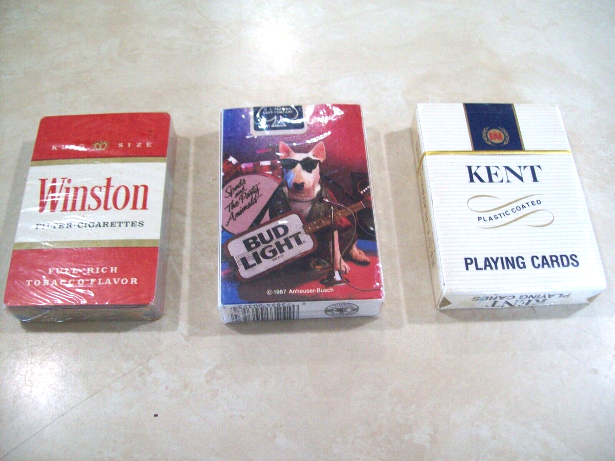 does lindsay lohan still smoke cigarettes lindsay lohan leaving the store with 400 cigarettes, 2008