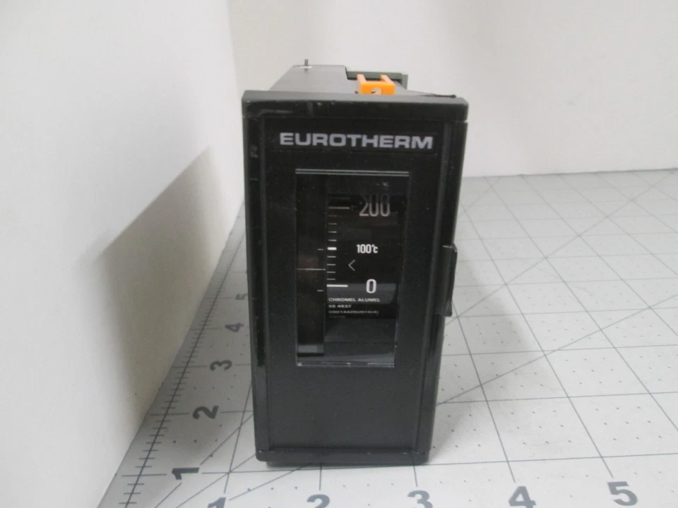 Eurotherm, 106-028-05-028-19-59-99, контроллер температуры, новый - Изображение 3 из 4