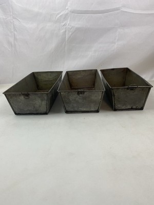Primitive Vintage Metal Loaf Bread Pans Set of 3 Rustic Farmhouse Bakery Decor