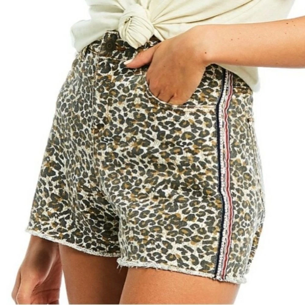 CHELSEA & VIOLET Leopard Print Cutoff Shorts Size 30 Black Tan Daisy Dukes New