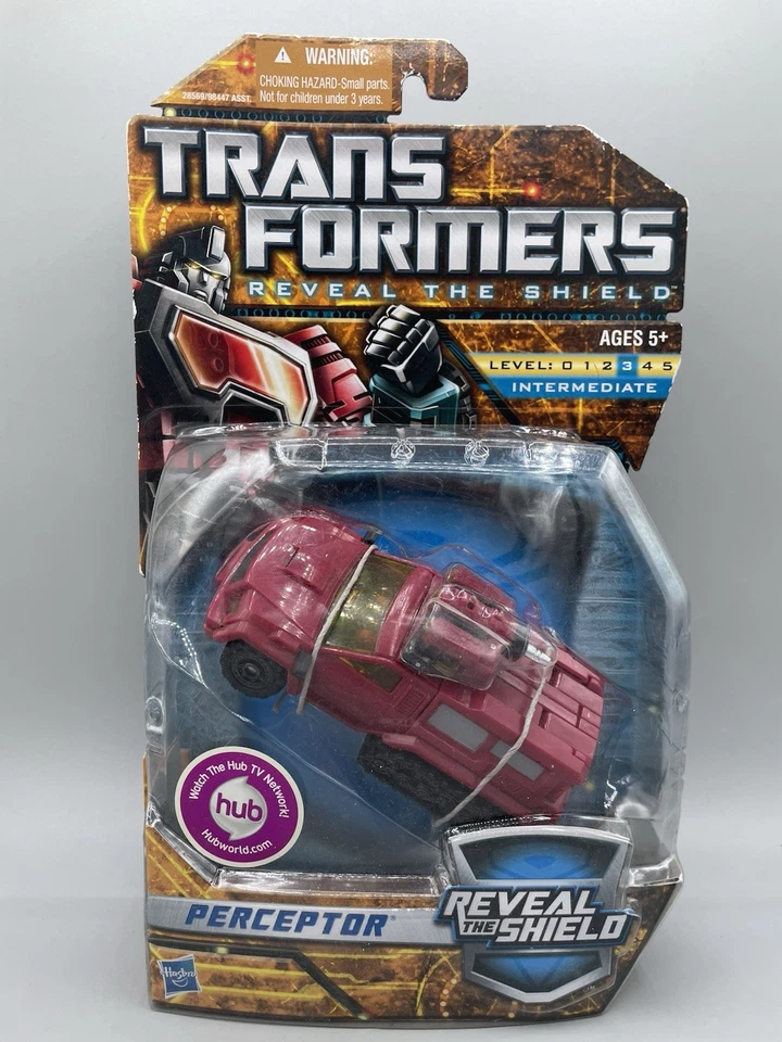 Hasbro Transformers Generations Reveal The Shield Perceptor NEW SEALED!!! - Image 2 of 4