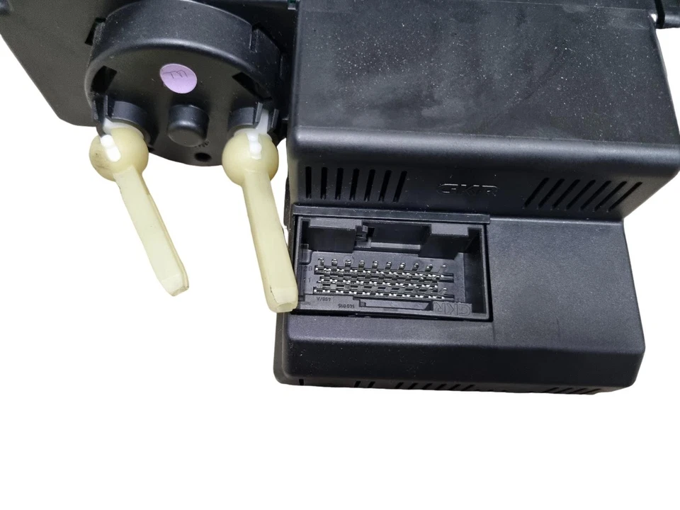 CHRYSLER CROSSFIRE Heater Climate Controls 2006 A1938300085 - Image 2 of 4