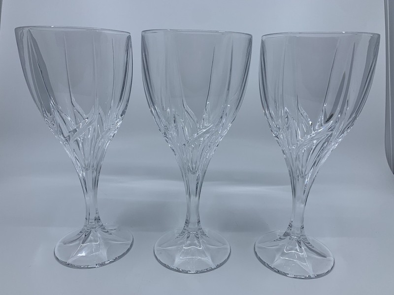 Mikasa Mistral Crystal Wine Glasses