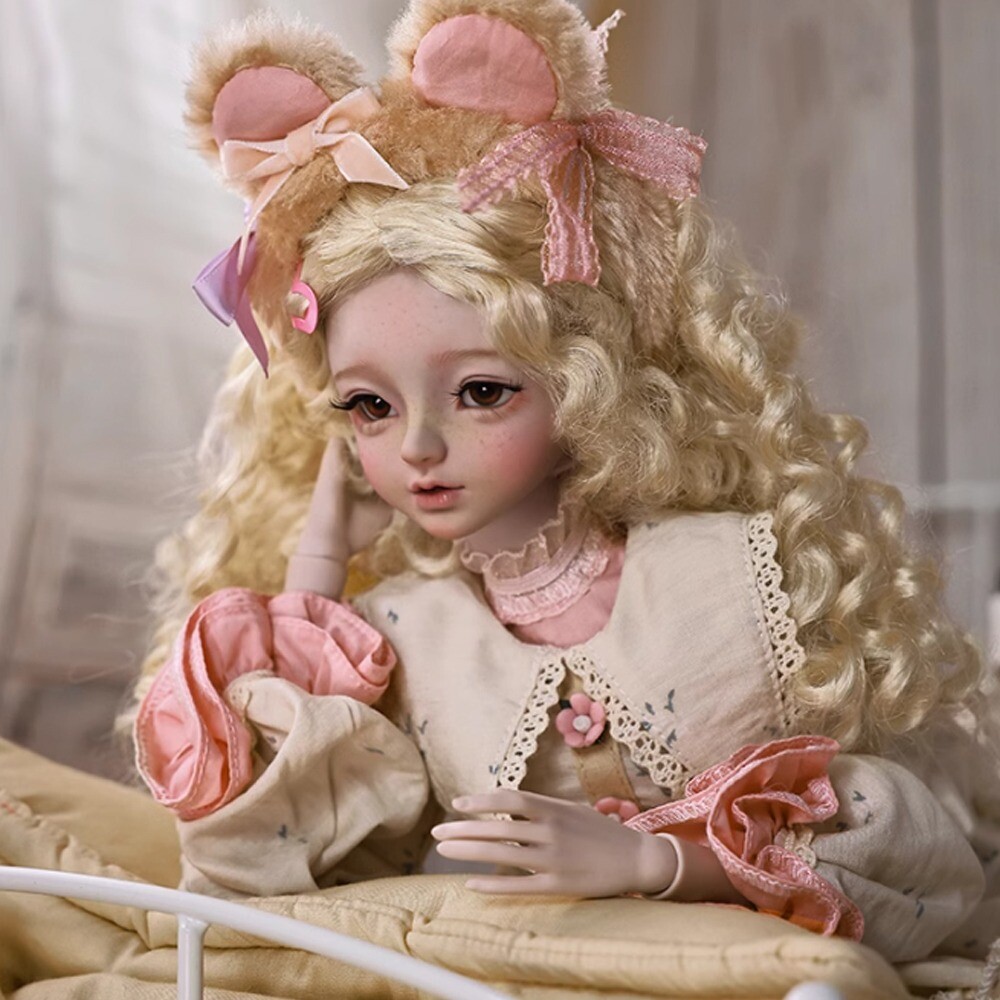 1/4 BJD Puppe SD Ball Jointed Doll Resin Freckle Makeup Girl Bare
