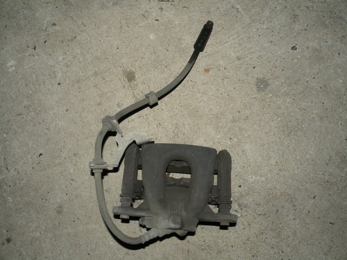 BMW 1er E81 E87 LCI Bremssattel mit Bremsträger vorne rechts 54/22 6774682