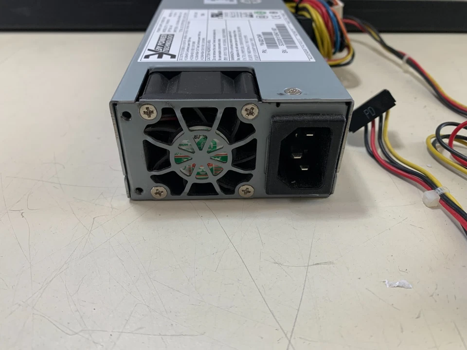 3Y POWER TECHNOLOGY YM-5201D AR 200W SUPERMICRO SERVER POWER SUPPLY MODULE - Image 3 of 4