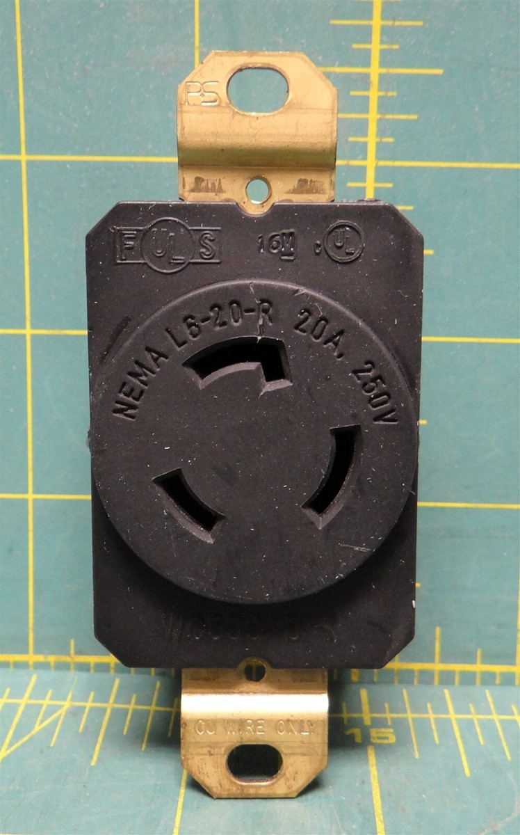 Legrand WC596/81-1 L620R Turnlock Single Receptacle 20A 250VAC 2
