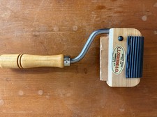 C.S. Osborne 253 Gooseneck Webbing Stretcher Upholstery Tool