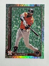2025 Topps Yordan Alvarez Green Leaf Refractor #244 (Astros)