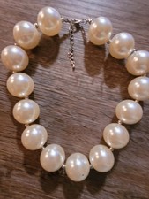 Retro Faux Pearl Collar Necklace Chic Bold and Chunky Statement Jewelry Women's