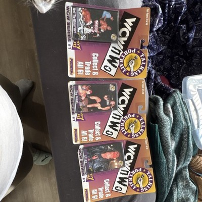 Prime Time Industries WCW Talking Portrait Lot Bret Hart Giant Sting Series 1