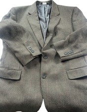 jos a bank Jacket Tweed Men  s 44R Wool Sports coat Browns Herringbone Preppy