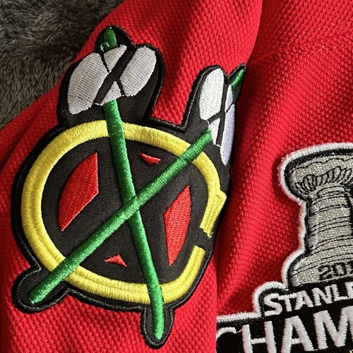 NHL CCM Jersey Strap Blackhawks 2010 Stanley Cup Champs #4 HJALMARSSON Sz 54 - Picture 3 of 16