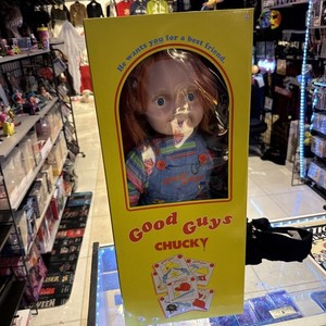 CHUCKY DOLL 79 CM neuf dans le carton