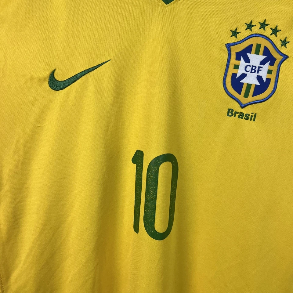 Vintage Brazil 2008 #10 Ronaldinho Jersey Nike Size Large shirt soccer Football - Image 2 of 4