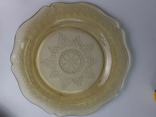 2 Vintage Federal Patrician Spoke Yellow Depression Glass  Serving Plates  11"