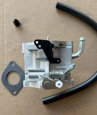 Ricambio Carburatore Briggs & Stratton 500cc Carburatore Per Trattorino John Deere S100 17,5 HP 500 Cc - Compatibile Con Motore Briggs & Stratton Carburatore 500 Cc - Foto 3