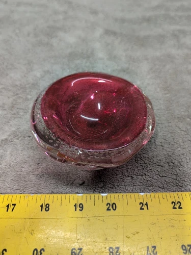 One Vtg Archemede Seguso Murano Art Glass Bowls Ruby Red 5 in and 4 in dia