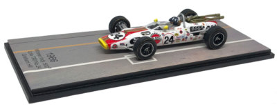 Spark 43IN66 Lola T90 'Red Ball' Winner Indy 500 1966