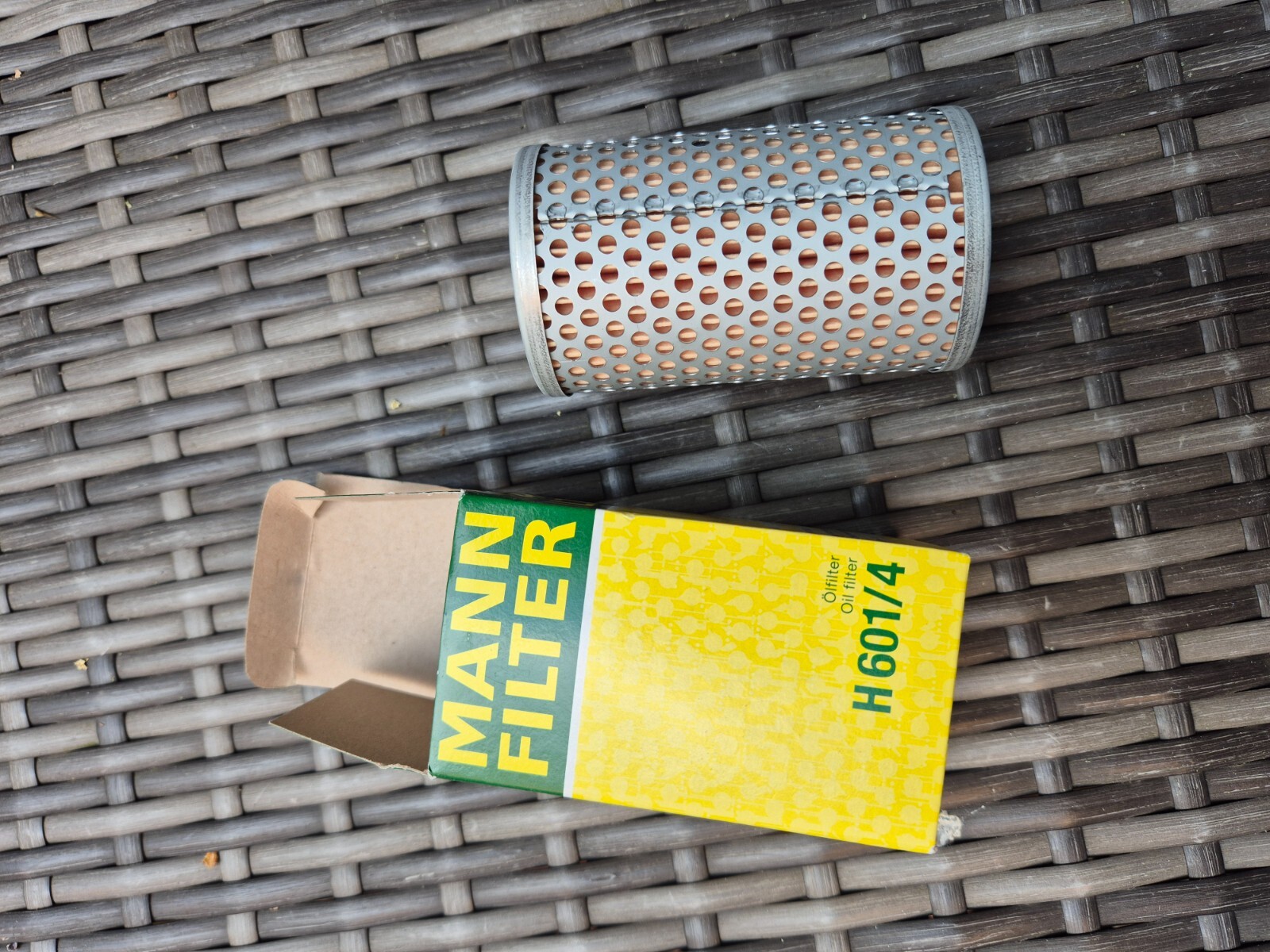 NEW .VOLVO & MAN . POWER STEERING HYDRAULIC FILTER H601/4 . FITS VARIOUS TRUCKS