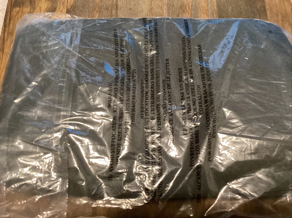 NUEVO Bolso de Lona Bass Pro Shops Club Pequeño Negro Verde Ejército Nuevo 13x7,5x8 Foto 4 de 4