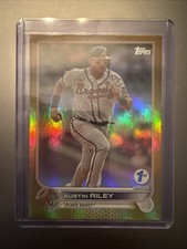 2022 Topps Series 1 1st Edition Austin Riley Gold Prallel + Base Card Braves