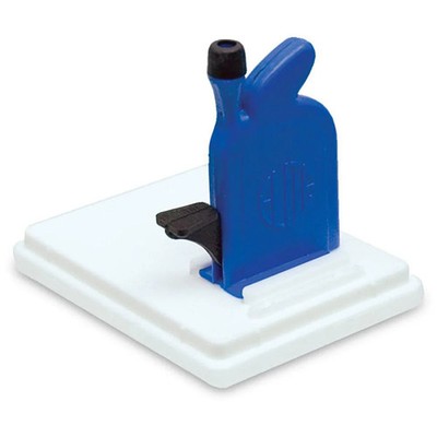 Automatic Needle Threader (color may vary)