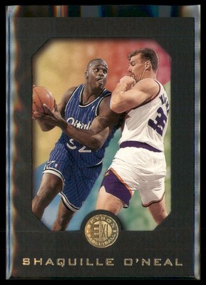 1995-96 SkyBox E-XL #60 Shaquille O'Neal