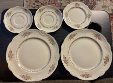 Antique Homer Laughlin 1930’s Eggshell Marigold Theme Dinnerware