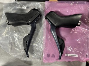 Shimano Ultegra Di2 ST-R8170 Shifter / Hydraulic Brake Lever - CSH10647 | TPC - The Pro's Closet