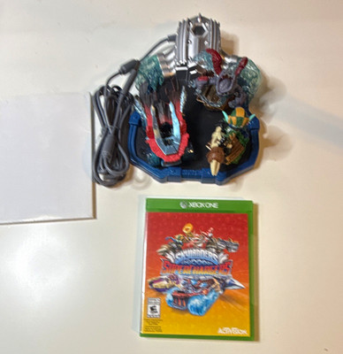 Activision Skylanders SuperChargers starter set Xbox One Game w/ Portal  figures