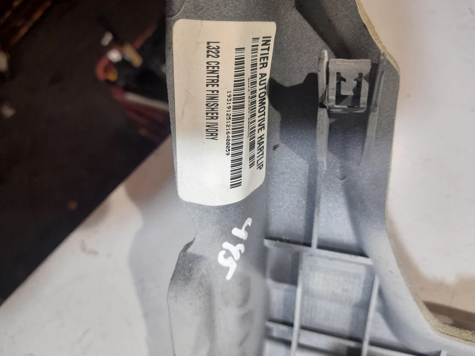 Range Rover L322 Armaturenbrett, mittlere Klimaanlage, Lüftungsschlitz 9H4204302 - Bild 3 von 3