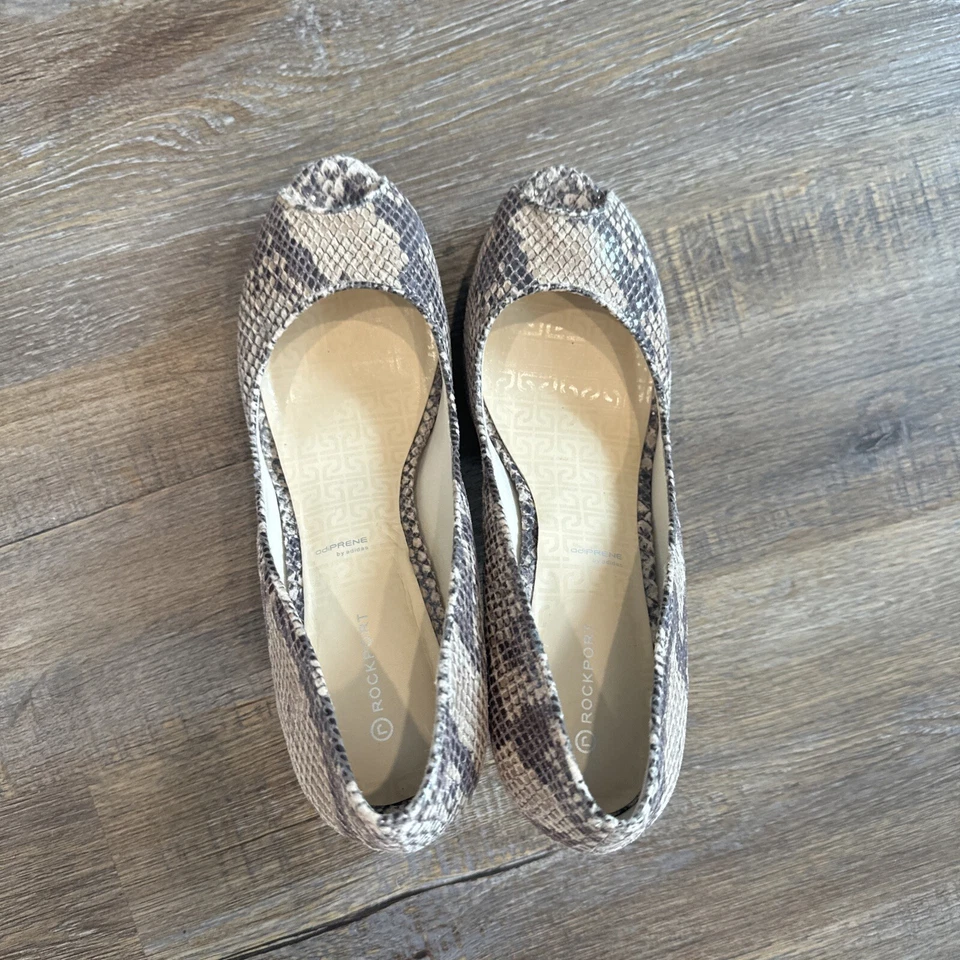 Rockport Total Motion Estampado Serpiente Cuero Puntera Redonda Slip On Tacones 10 Foto 2 de 4