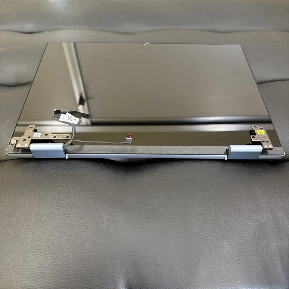 Dell Inspiron7530 OEM 2 en 1 FHD LCD (la tapa tiene algunas abolladuras, la pantalla es de grado A+) Foto 4 de 4