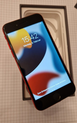 Apple iPhone 8 - 64GB - (PRODUCT)RED (Ohne Simlock) Batteriezuatand 87%