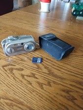 Samsung Digimax A7 7.0MP Compact Digital Camera Silver Tested Memory Card 512 SD
