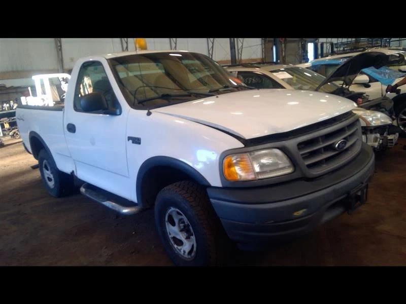 Passenger Caliper Rear Limousine Package Fits 03-11 LINCOLN & TOWN CAR 4988946 - Image 2 of 4