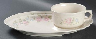 Pfaltzgraff Tea Rose Snack Tray & Soup Mug Set 2378238