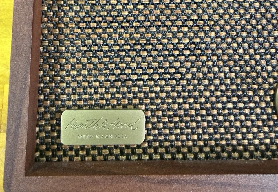 Tragbares AM/FM Bluetooth Radio Tonal Braun von Hearth & Hand mit Magnolia EUC - Bild 4 von 4