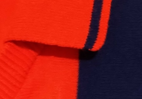 VINTAGE 1980s GENERIC BLUE AND RED MATCH WORN S/S WOOL FOOTBALL SHIRT # 18 L/XL - Picture 4 of 6