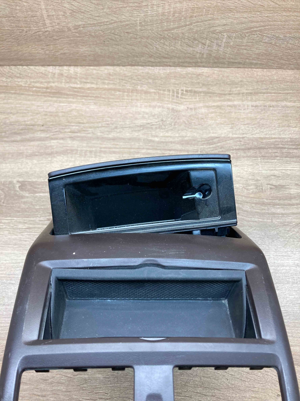 A1666807003 136931 Mercedes Benz Ashtray Panel Console Insert 