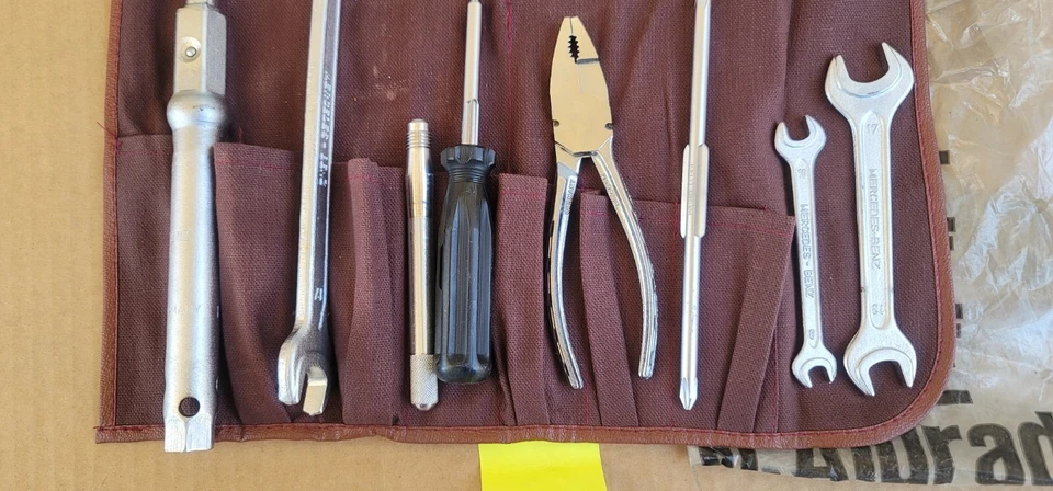 Mercedes Benz W126 300se NOS New Old Stock Spare Tire Tool Kit / Complete - Image 2 of 4