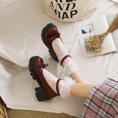 Mary Jane In Spider CHIKO Frances Round Toe Block Heels Mary Jane