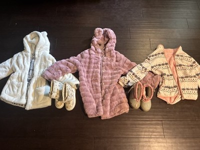 Winter Collection Size 5/6 (3 coats) and size 11 (2 boots) for your child!