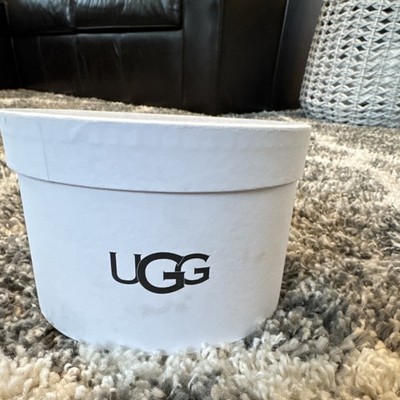 UGG Women s Gray Faux Fur Solid Earmuffs One Size Logo Fur Trim Winter. New!