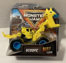 2024 Spin Master Monster Jam Dirt Squad Scoopz Figure – New in Package