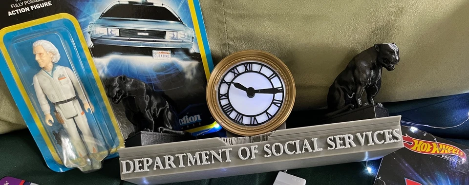 BACK TO THE FUTURE DOC BROWN  in white suit n panthers  TOYOTA  4x4   MAKE OFFER - Image 2 of 4